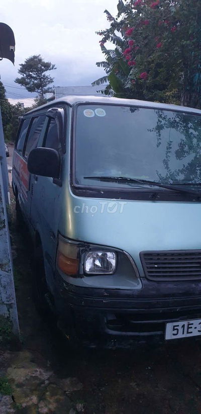 Toyota 2001 - 10000 km
