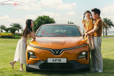 Xe VinFast VF6 Plus 2025