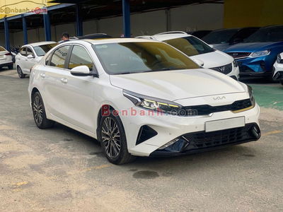 Xe Kia K3 Premium 2.0 AT 2022