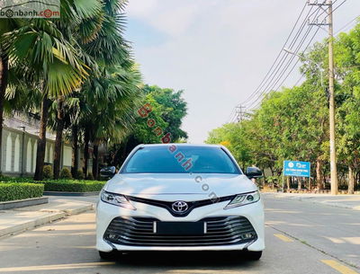 Xe Toyota Camry 2.5Q 2020