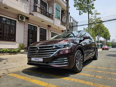 Volkswagen Viloran 2025 xe giao ngay ưu đãi tốt