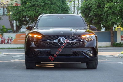Xe Mercedes Benz GLC 300 4Matic 2023