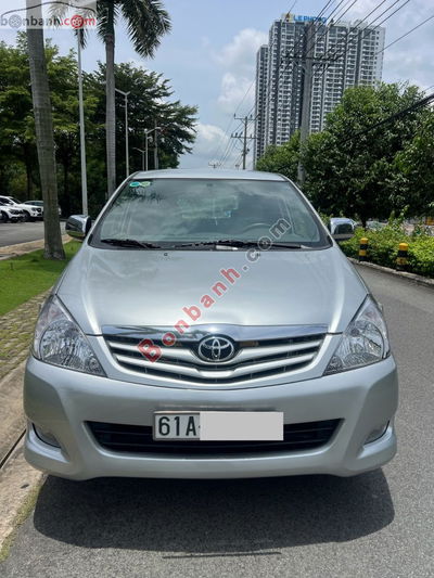 Xe Toyota Innova G 2011
