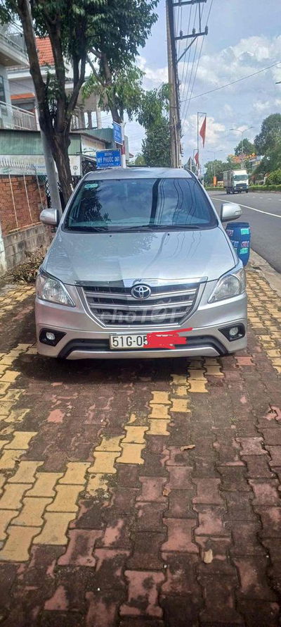 Toyota Innova 2015 2.0E - 135218 km