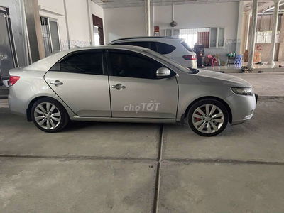 6 2011 1.6 AT - 140000 km