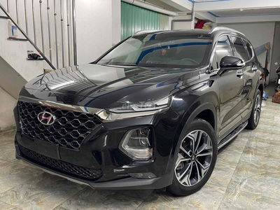 Hyundai Santa Fe 2019 2.2D Premium - 22000 km