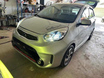 Kia Morning 2018 Si 1.25 MT - 700000 km