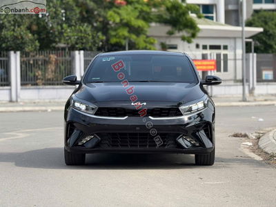 Xe Kia K3 Premium 2.0 AT 2022