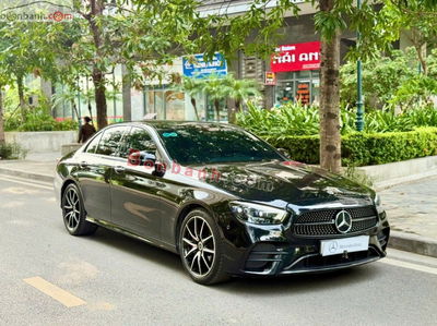 Xe Mercedes Benz E class E300 AMG 2021