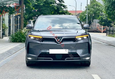Xe VinFast VF9 Plus 2023