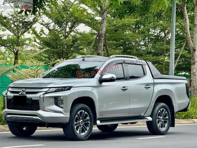 Xe Mitsubishi Triton 4x4 AT Mivec Premium 2019