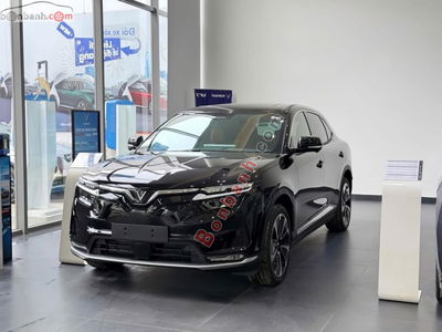 Xe VinFast VF8 Plus 2025