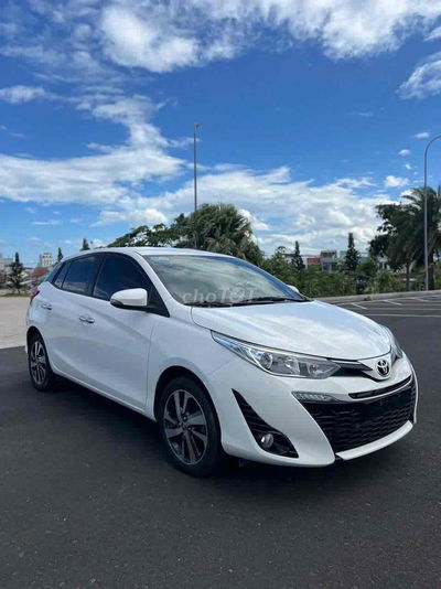 Toyota Yaris 2019 1.5G - 9 km giá *** TTr