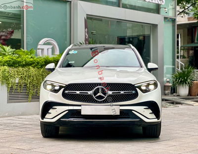 Xe Mercedes Benz GLC 300 4Matic 2023