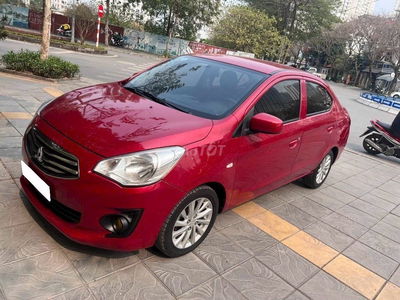 Mitsubishi Attrage 2019 đk 2020 số sàn màu đỏ