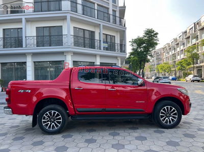 Xe Chevrolet Colorado High Country 2.8L 4x4 AT 2018