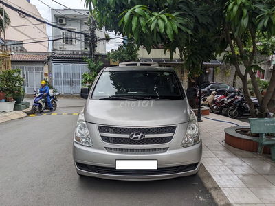 Hyundai Grand Starex Van 2.5 AT 2014 -3 chỗ 800 Kg
