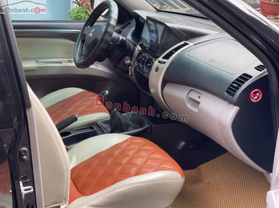 Xe Mitsubishi Pajero Sport D 4x2 MT 2016