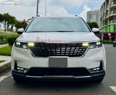 Xe Kia Carnival Signature 2.2D 2022