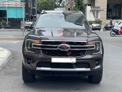 Xe Ford Everest Titanium 2.0L 4x2 AT 2024