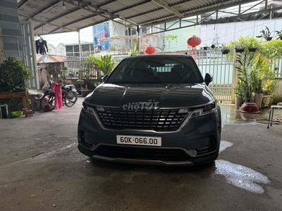 Kia Carnival 2022 2.2D Signature 12 ngàn cây số