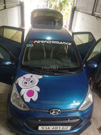 Xe i10 Đời 2016. Gia Đình Đang Sử Dụng Hằng Ngày.