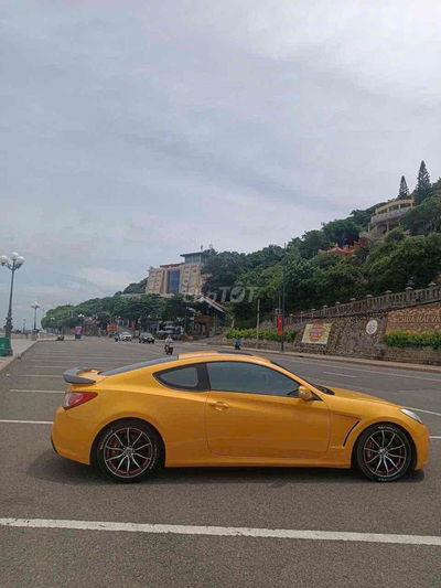 Hyundai Genesis 2011 - chính chủ .
