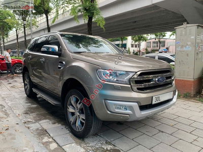Xe Ford Everest Titanium 2.2L 4x2 AT 2016