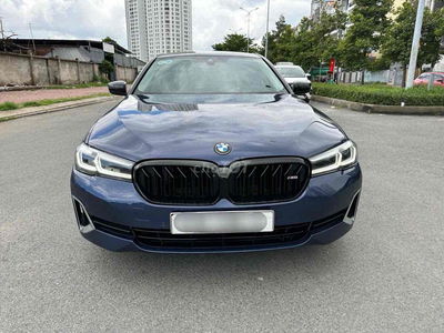 BMW 5 Series 2021 520i Luxury Line - 40000 km