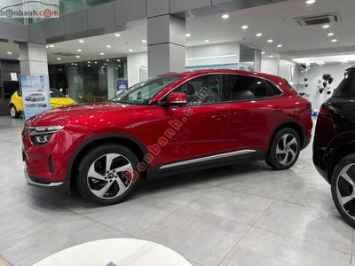 Xe VinFast VF8 Eco 2025