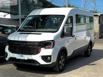 Xe Ford Transit Trend 2025