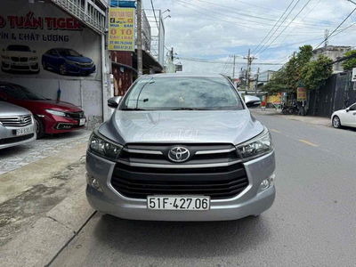 Toyota Innova 2016 2.0E - 140000 km
