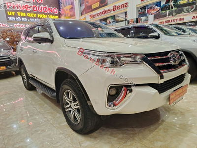 Xe Toyota Fortuner 2.7V 4x2 AT 2018