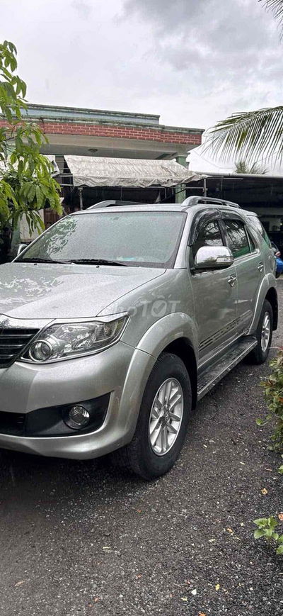 Toyota Fortuner 2012 2.7V 4x2 AT - 110000 km