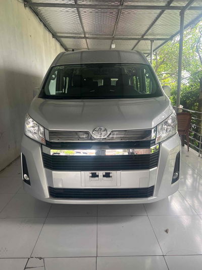 Toyota Hiace 2021 - 80000 km