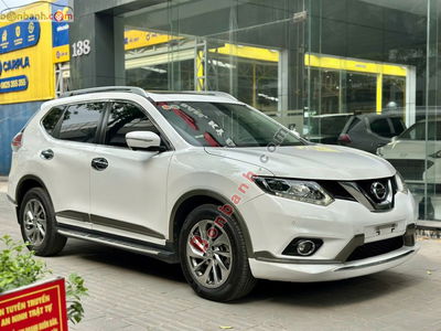 Xe Nissan X trail 2.5 SV 4WD PREMIUM 2017