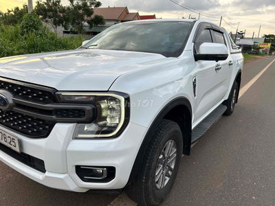 Ford Ranger 2023 XLS 2.0L 4x2 AT - chạy lướt