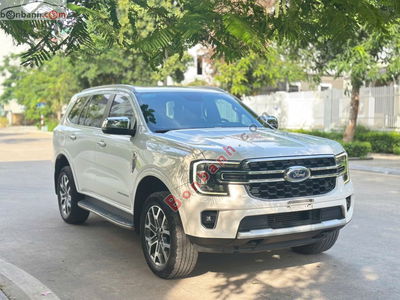 Xe Ford Everest Titanium 2.0L 4x2 AT 2022