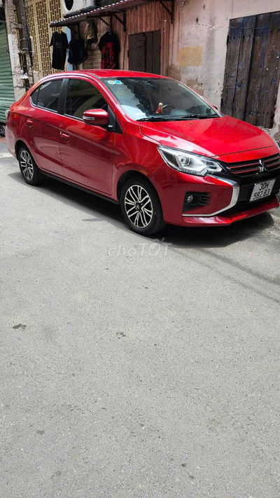 Mitsubishi Attrage 2021 1.2 CVT - 40000 km