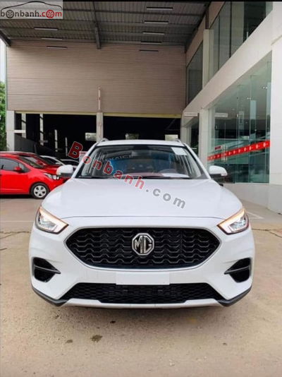 Xe MG ZS Standard 1.5 AT 2WD 2024