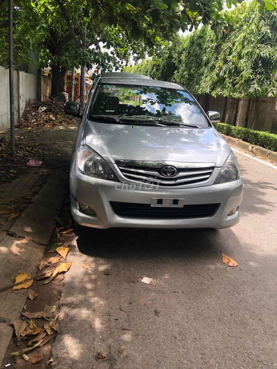 Toyota Innova 2011 G 2-O -G xe dep không lỗi anh b