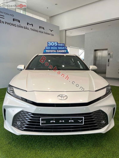 Xe Toyota Camry 2.5 HEV Top 2024