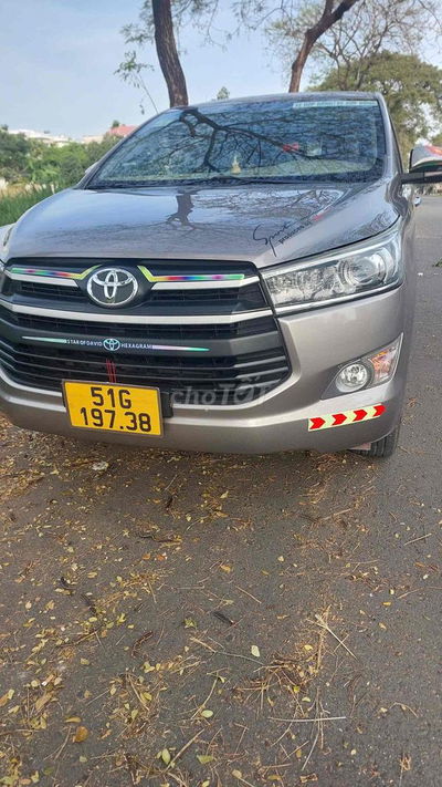 Toyota Innova 2018 2.0E - 230000 km