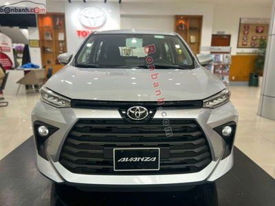 Xe Toyota Avanza Premio 1.5 AT 2025