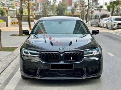Xe BMW 5 Series 520i 2016
