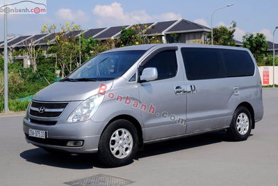 Xe Hyundai Grand Starex 2.5 MT 2013
