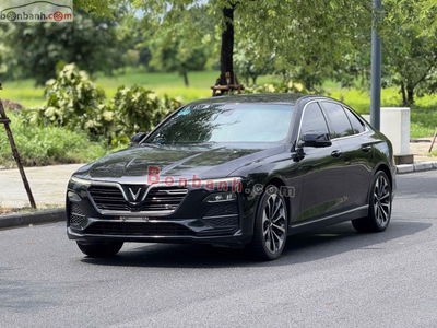 Xe VinFast Lux A 2.0 Premium 2.0 AT 2020