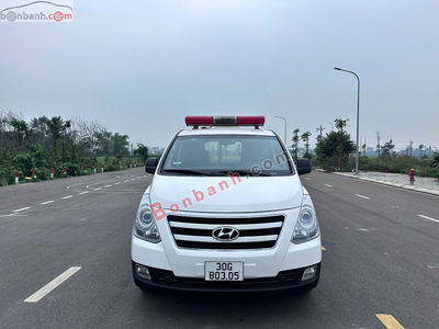 Xe Hyundai Grand Starex Cứu Thương 2.5 MT 2017