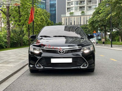 Xe Toyota Camry 2.0E 2017