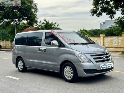 Xe Hyundai Grand Starex 2.5 MT 2017